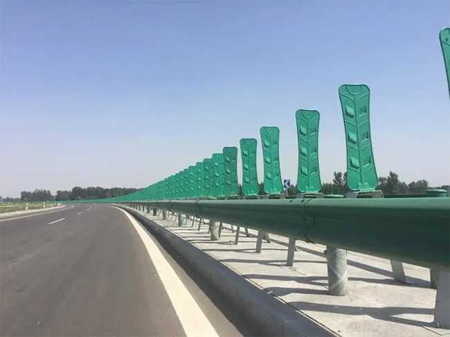 广东高速波形钢护栏